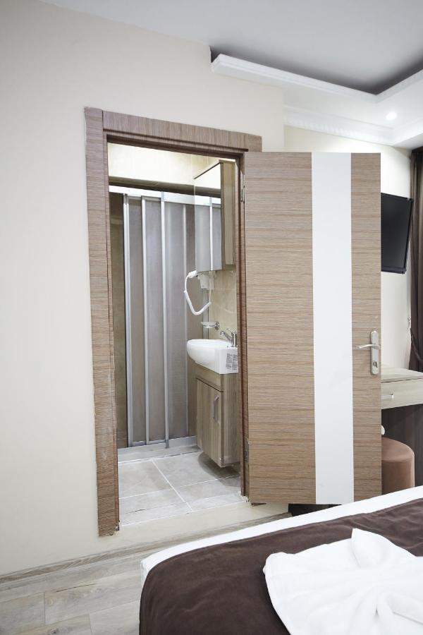 Luna Suites Taksim Istanbul Bagian luar foto
